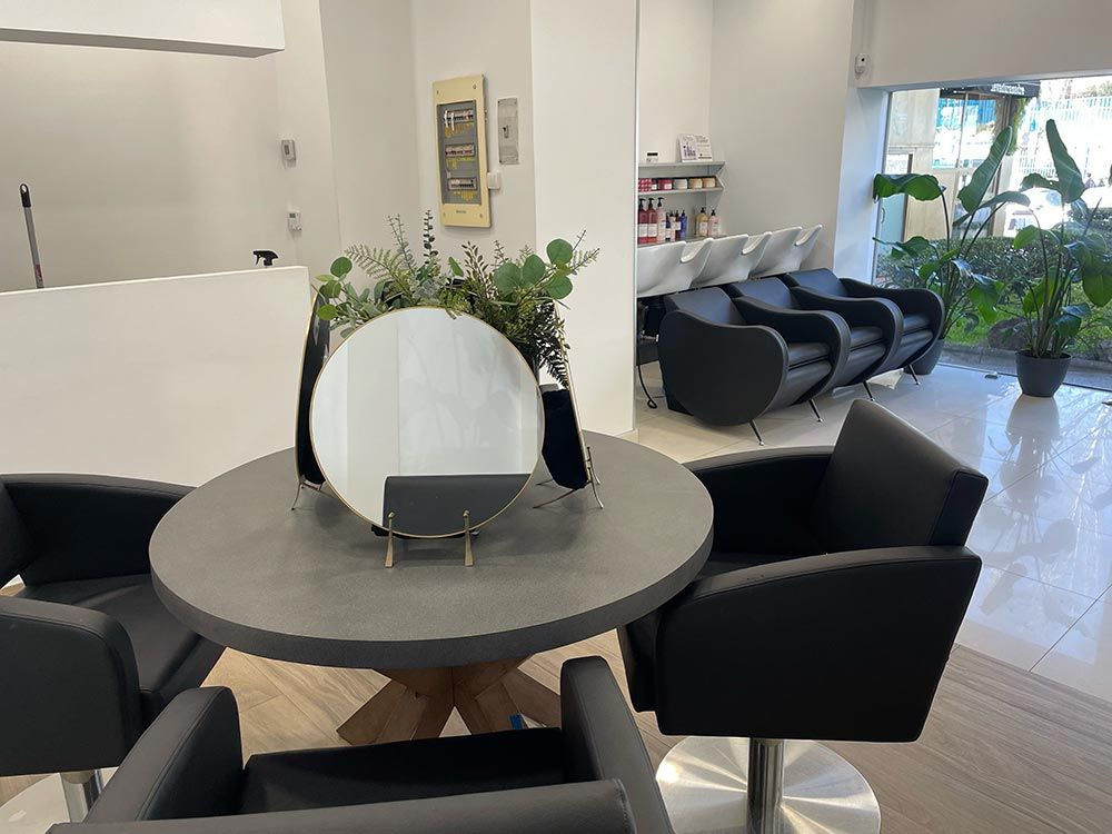 Josther Peluqueros instalaciones interiores de peluquería